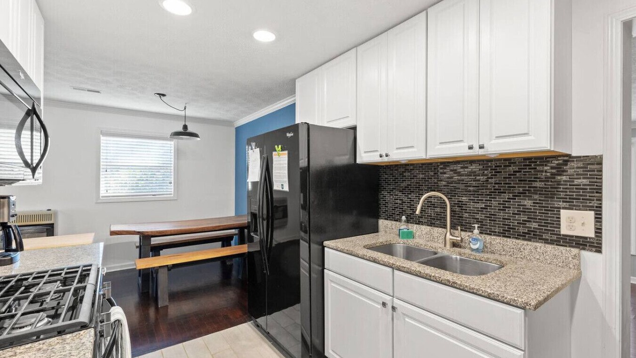Photo of Kitchen in Beattyville