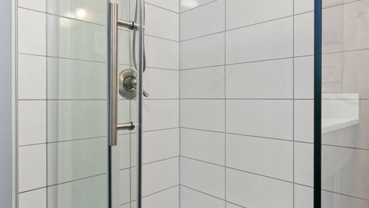 Photo of Bathroom in Beattyville