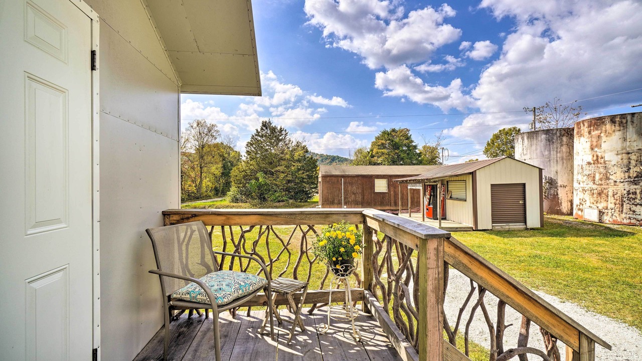Photo of Patio Balcony in Winona