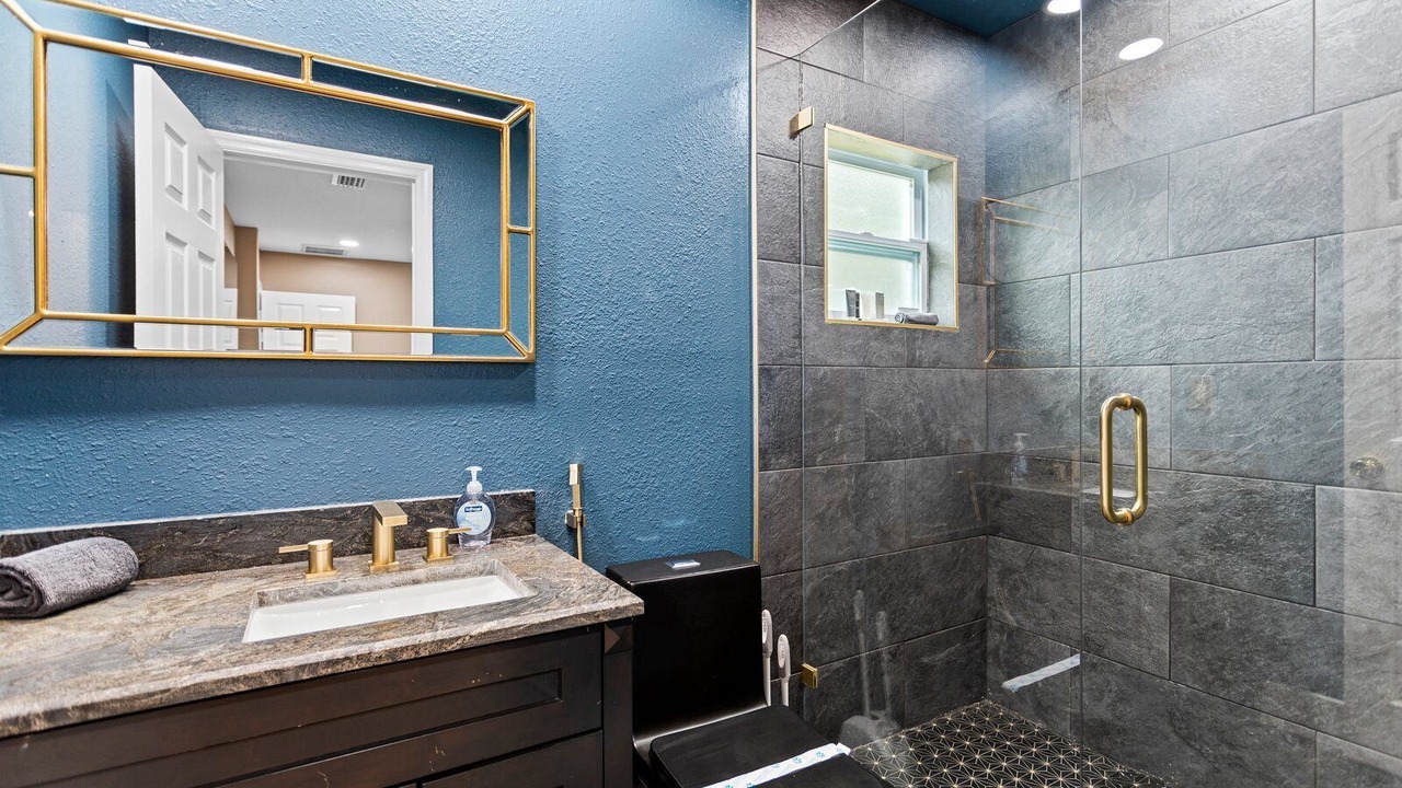 Photo of Bathroom in Clair-Mel City