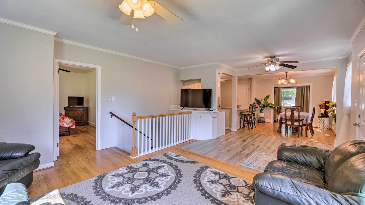 Photo of Livingroom in Jacksonville