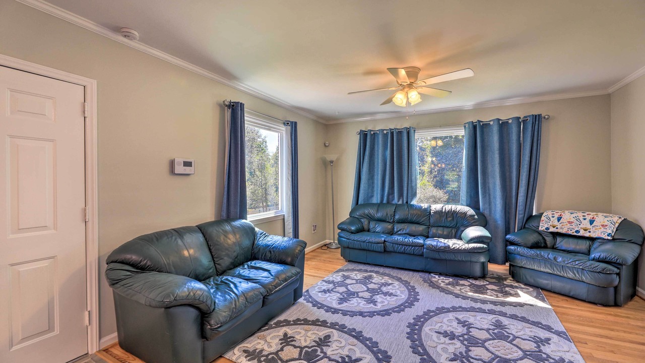 Photo of Livingroom in Jacksonville