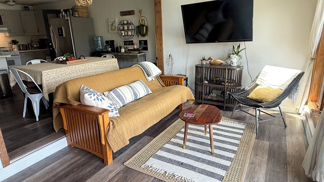 Photo of Livingroom in Ashford