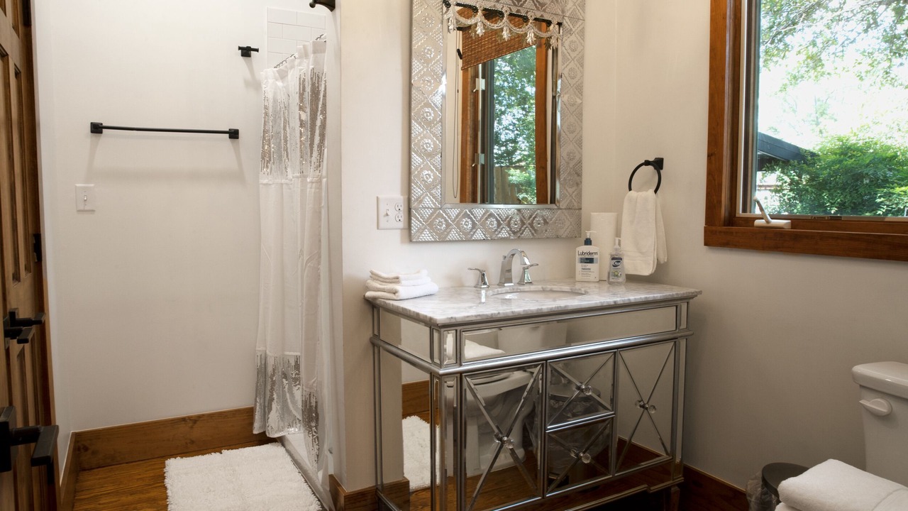 Photo of Bathroom in Mason