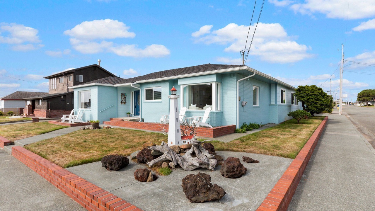 Photo of Others in Crescent City