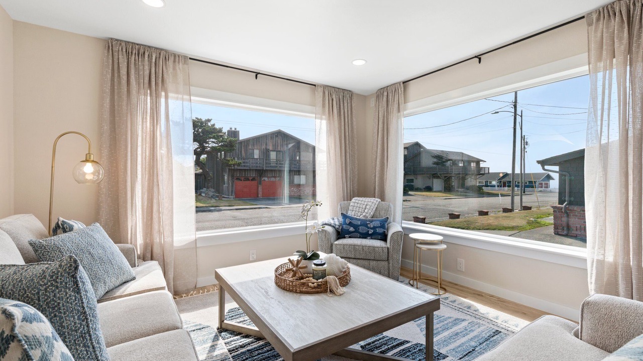 Photo of Livingroom in Crescent City