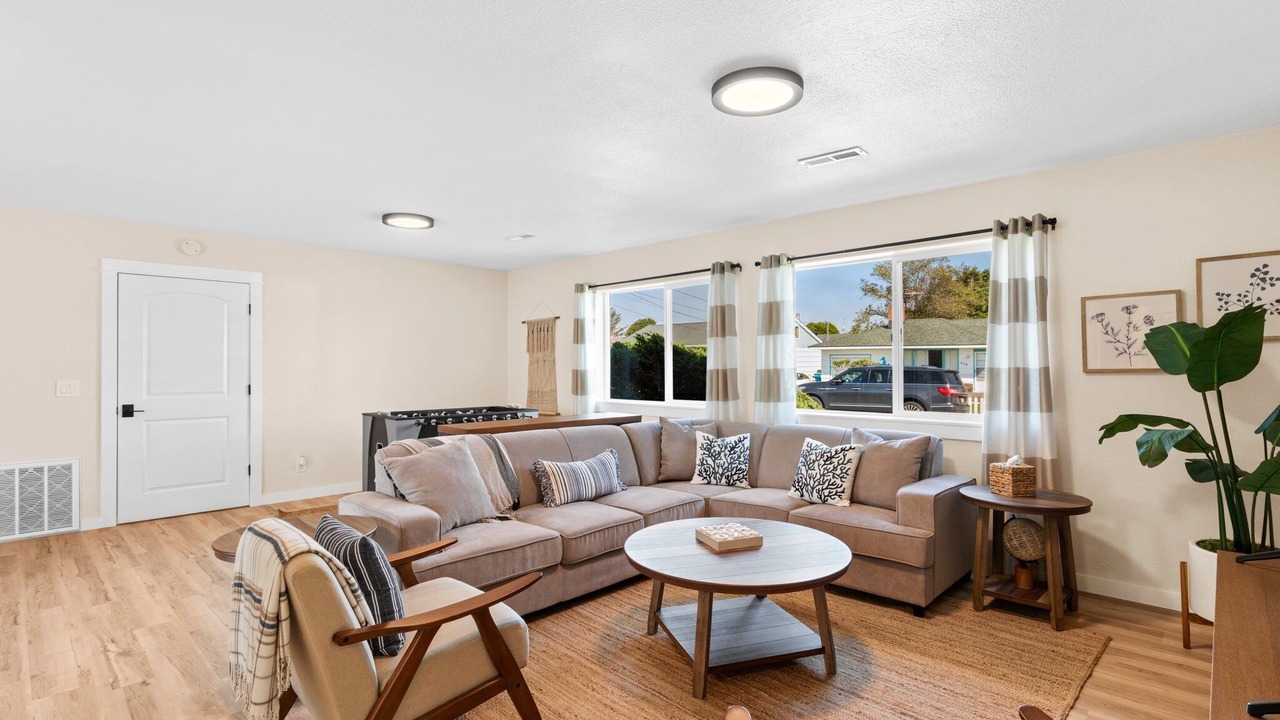 Photo of Livingroom in Crescent City