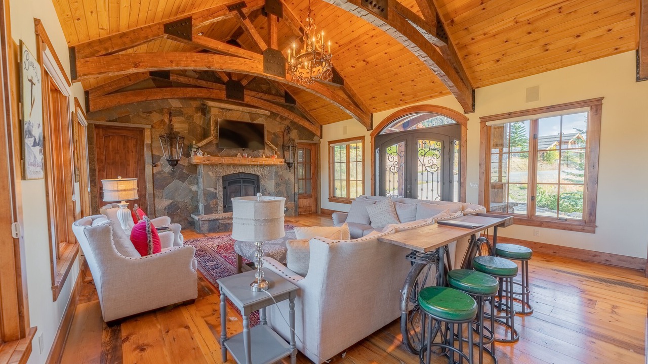 Photo of Livingroom in Mount Crested Butte