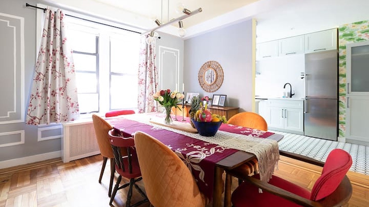 Photo of Others in Murray Hill