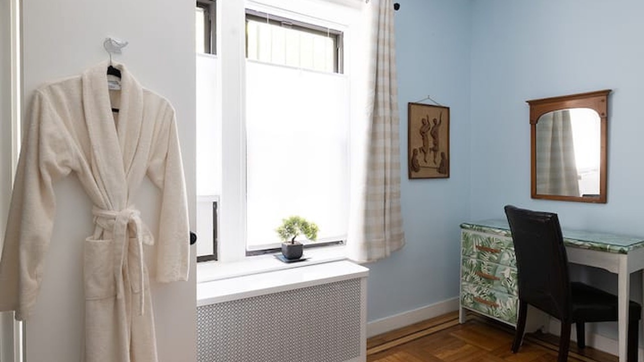 Photo of Others in Murray Hill