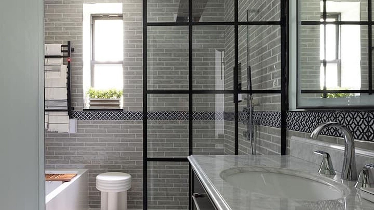 Photo of Others in Murray Hill