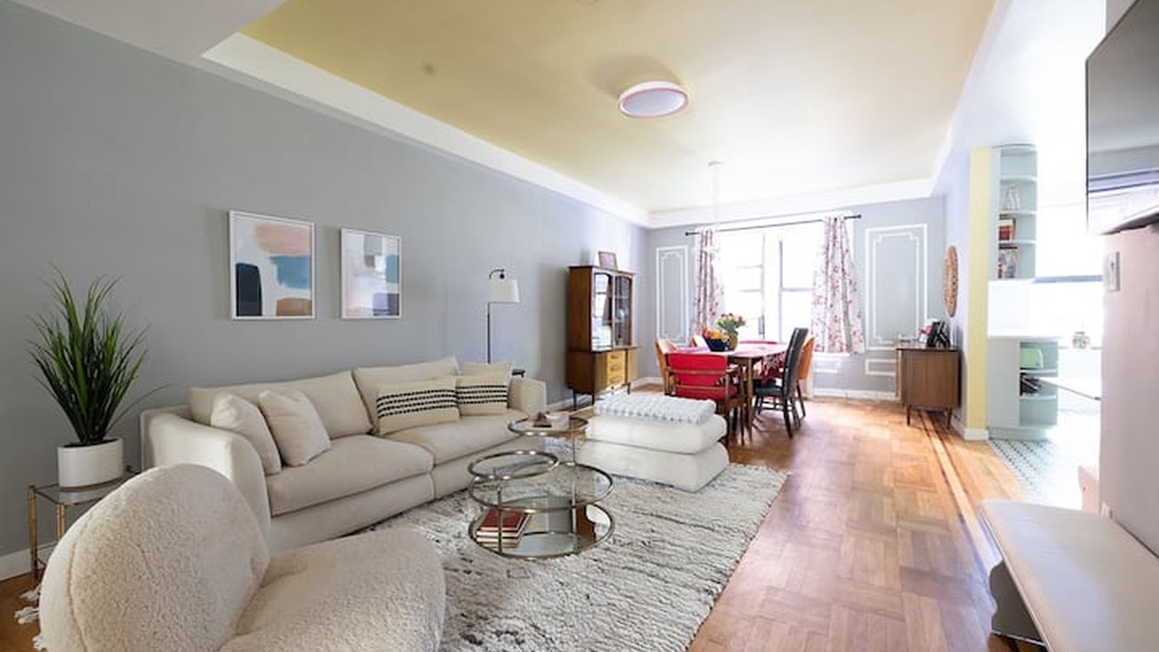 Photo of Others in Murray Hill