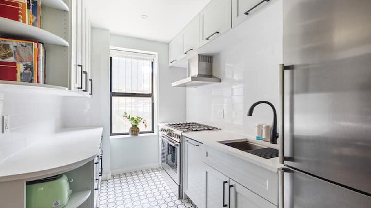 Photo of Others in Murray Hill