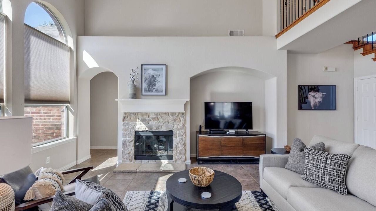 Photo of Livingroom in Keller
