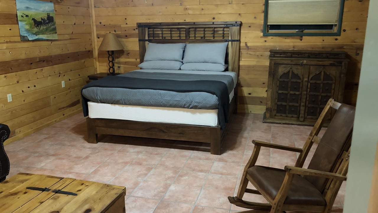 Photo of Bedroom in Rimrock