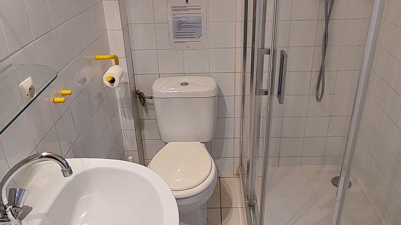 Photo of Bathroom in Airoux
