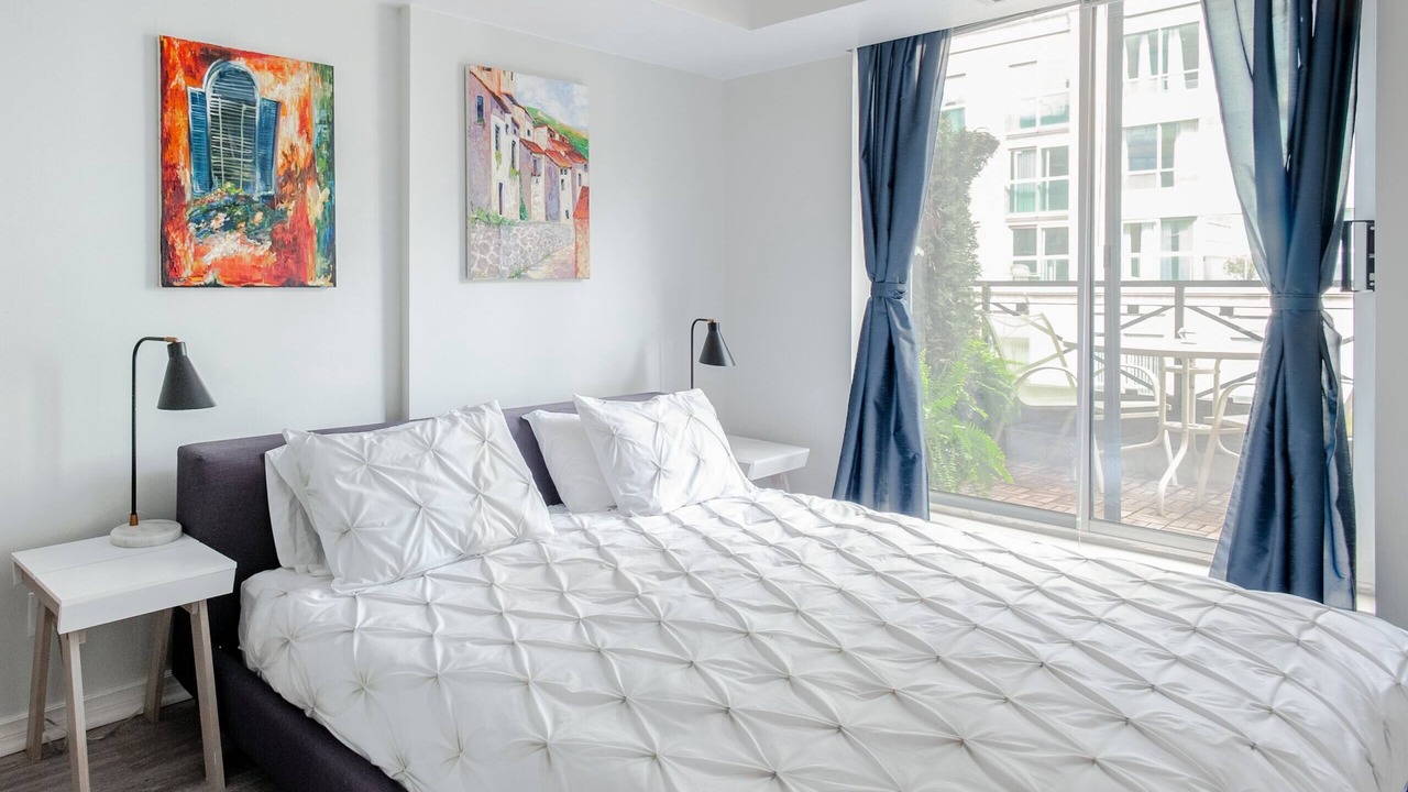 Photo of Bedroom in Toronto Entertainment District
