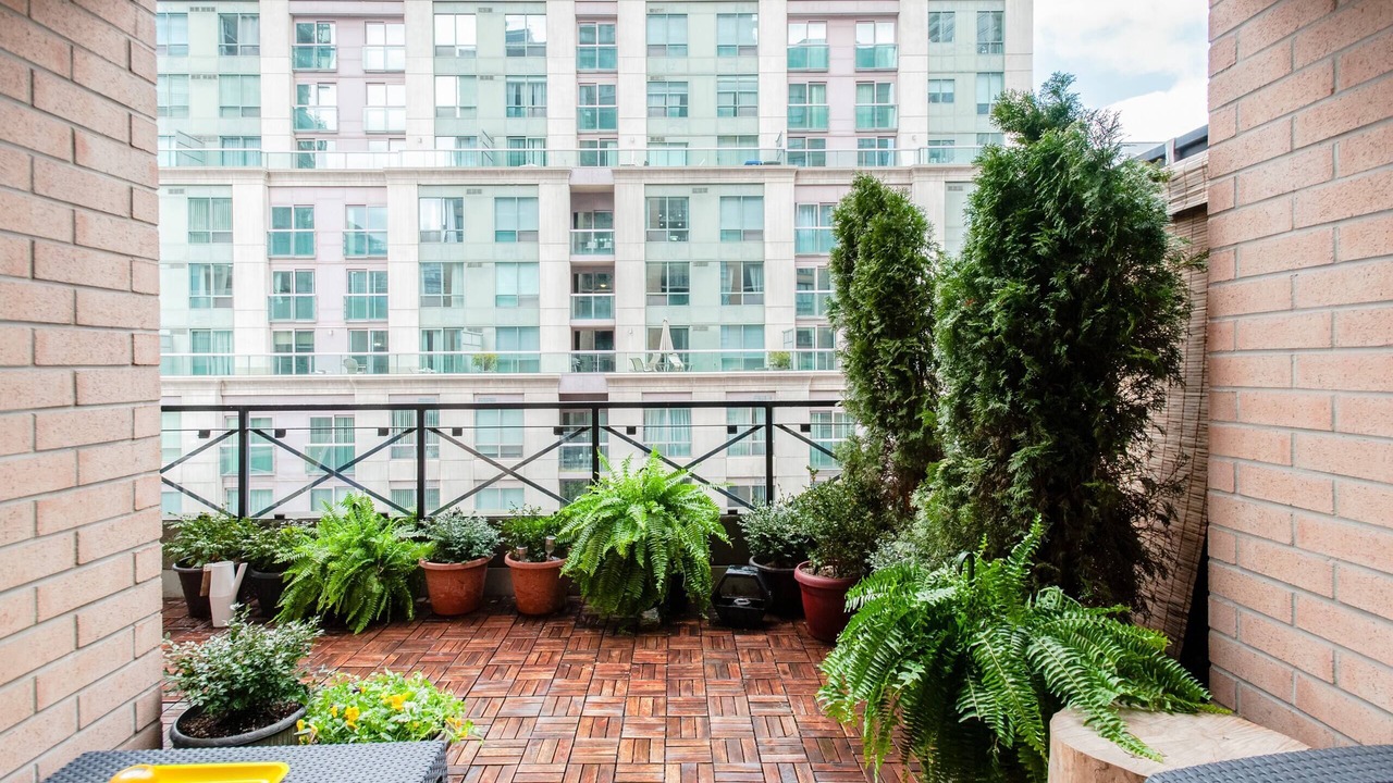 Photo of Patio Balcony in Toronto Entertainment District
