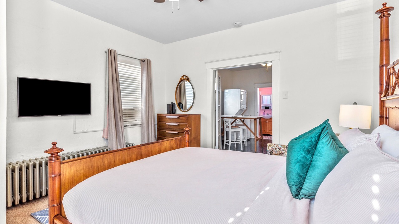 Photo of Bedroom in The Hill