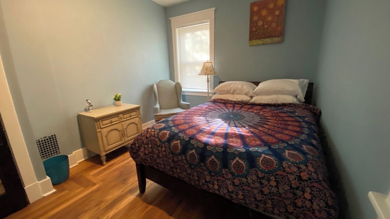 Photo of Bedroom in Point Breeze North