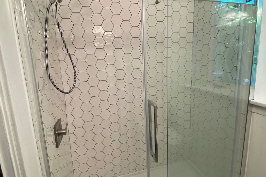 Photo of Bathroom in Point Breeze North