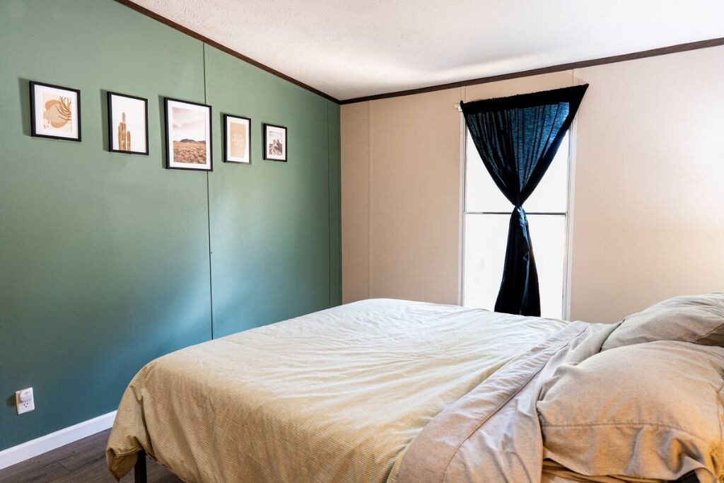 Photo of Bedroom in Elgin