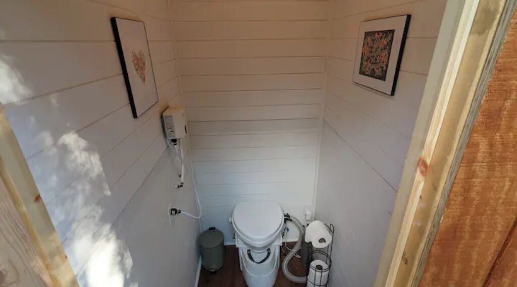 Photo of Bathroom in Elgin