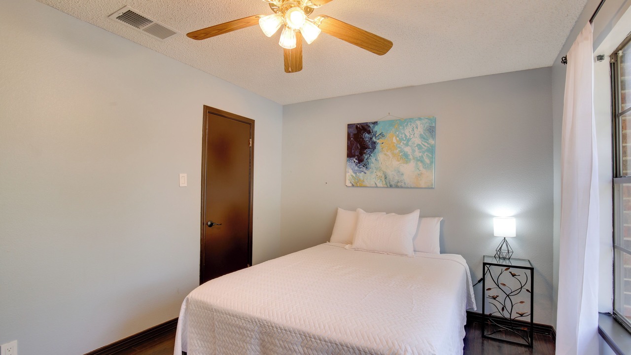 Photo of Bedroom in North San Antonio - SAT