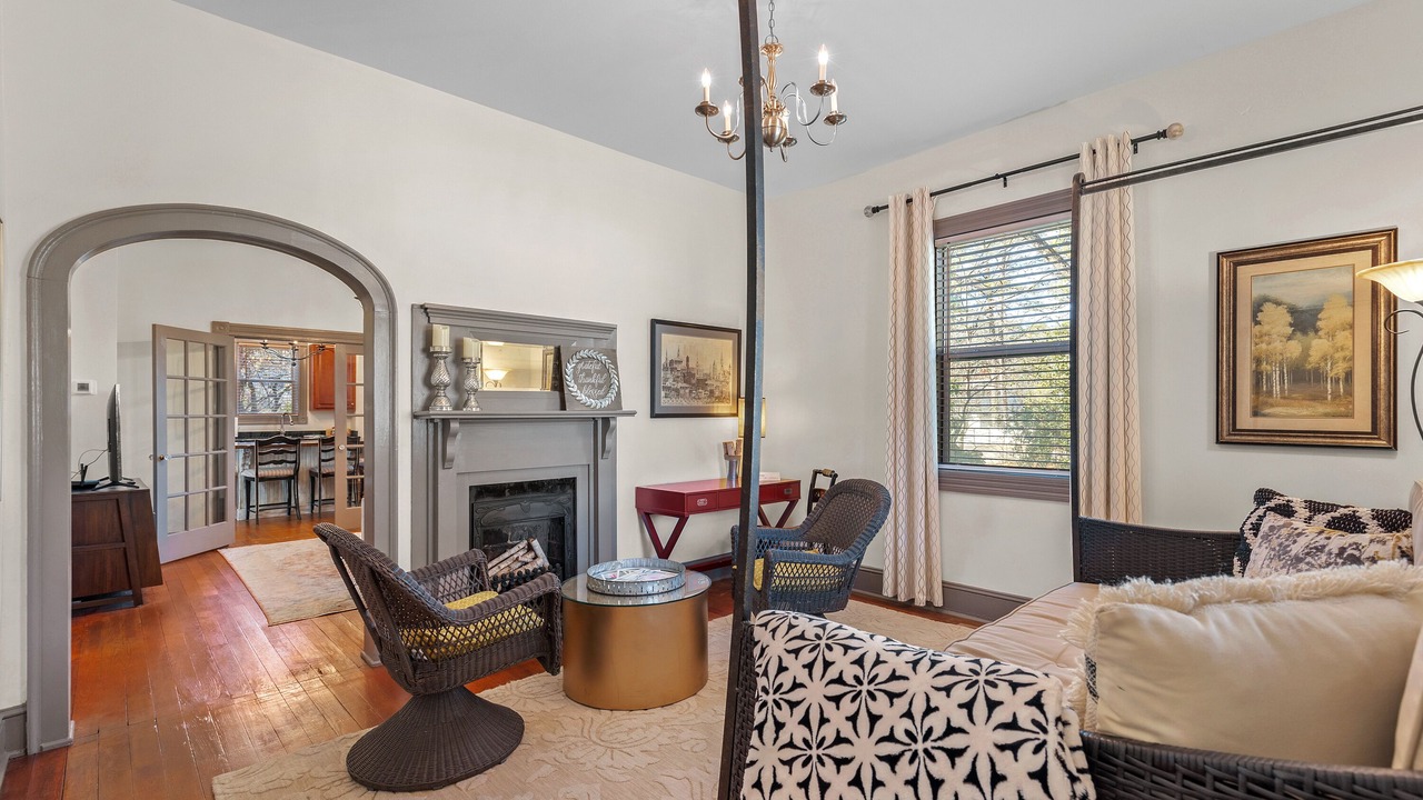 Photo of Livingroom in Petersburg