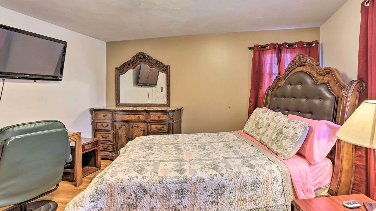 Photo of Bedroom in Toledo