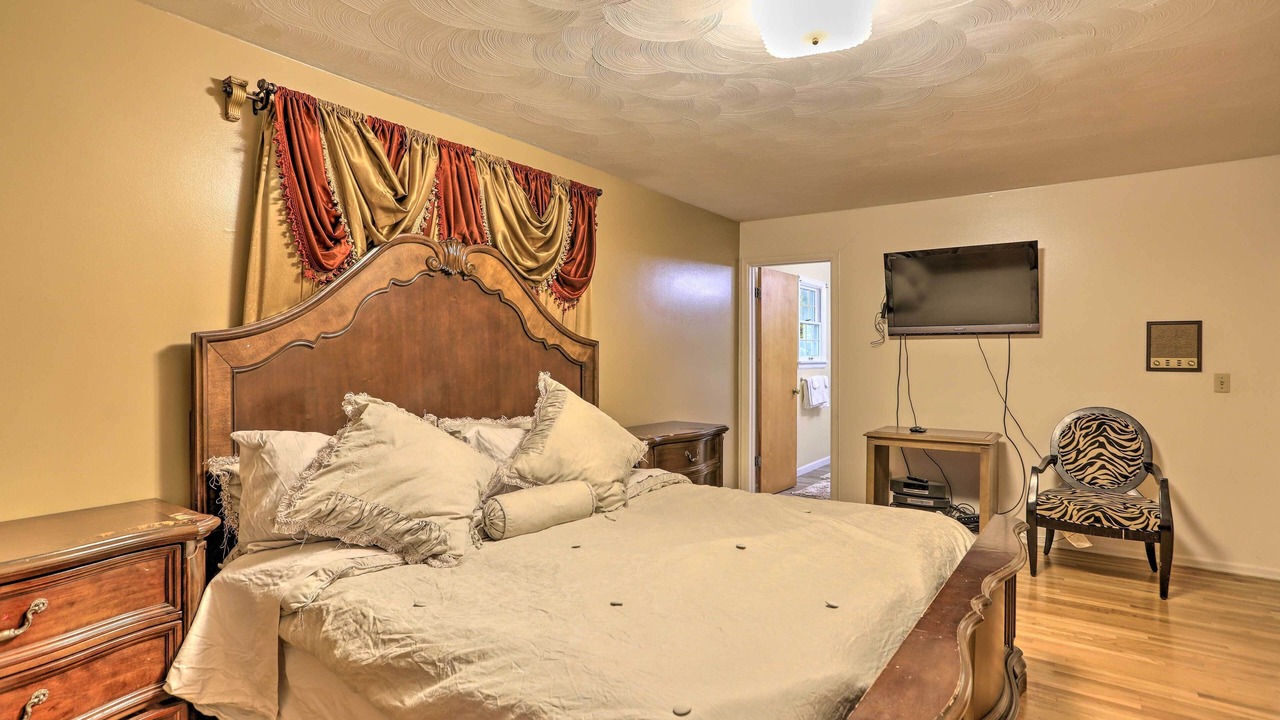 Photo of Bedroom in Toledo