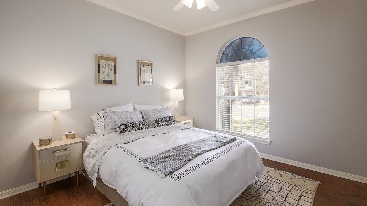 Photo of Bedroom in Lower Basin Lake Travis