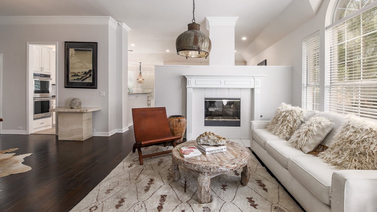 Photo of Livingroom in Lower Basin Lake Travis