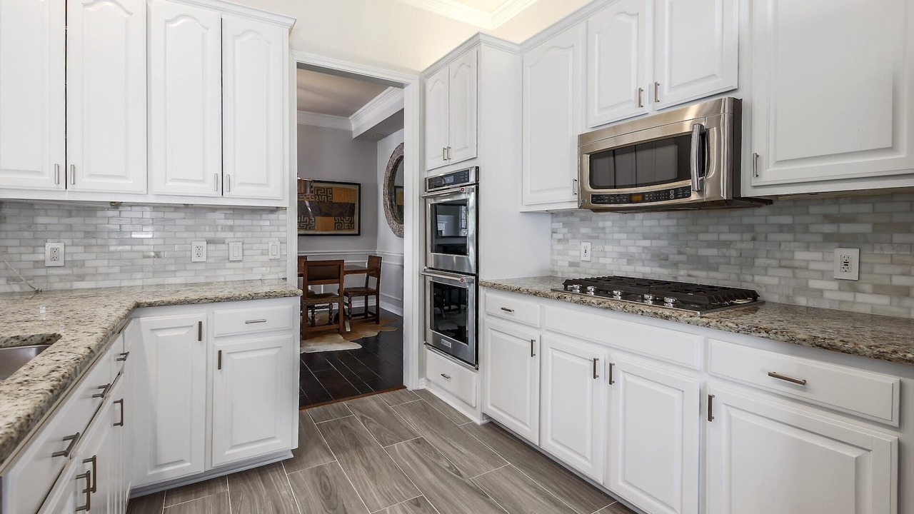 Photo of Kitchen in Lower Basin Lake Travis