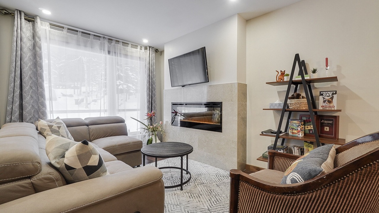 Photo of Livingroom in Saint-Faustin-Lac-Carre