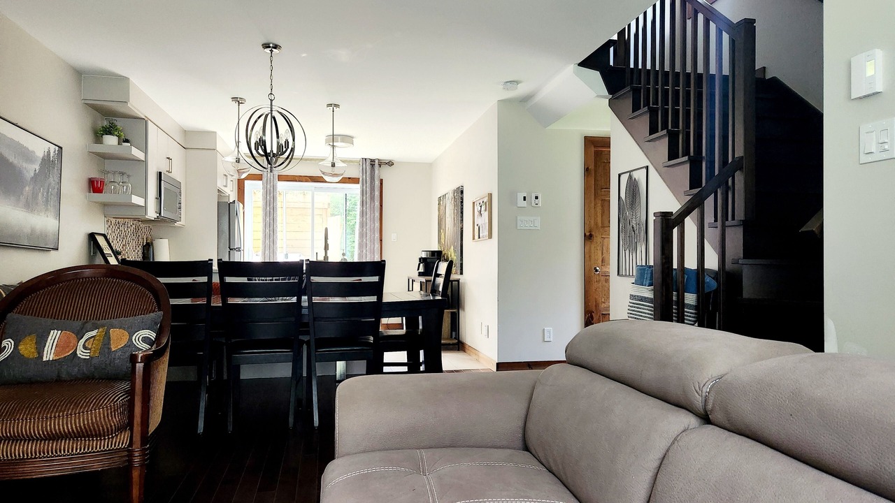 Photo of Livingroom in Saint-Faustin-Lac-Carre