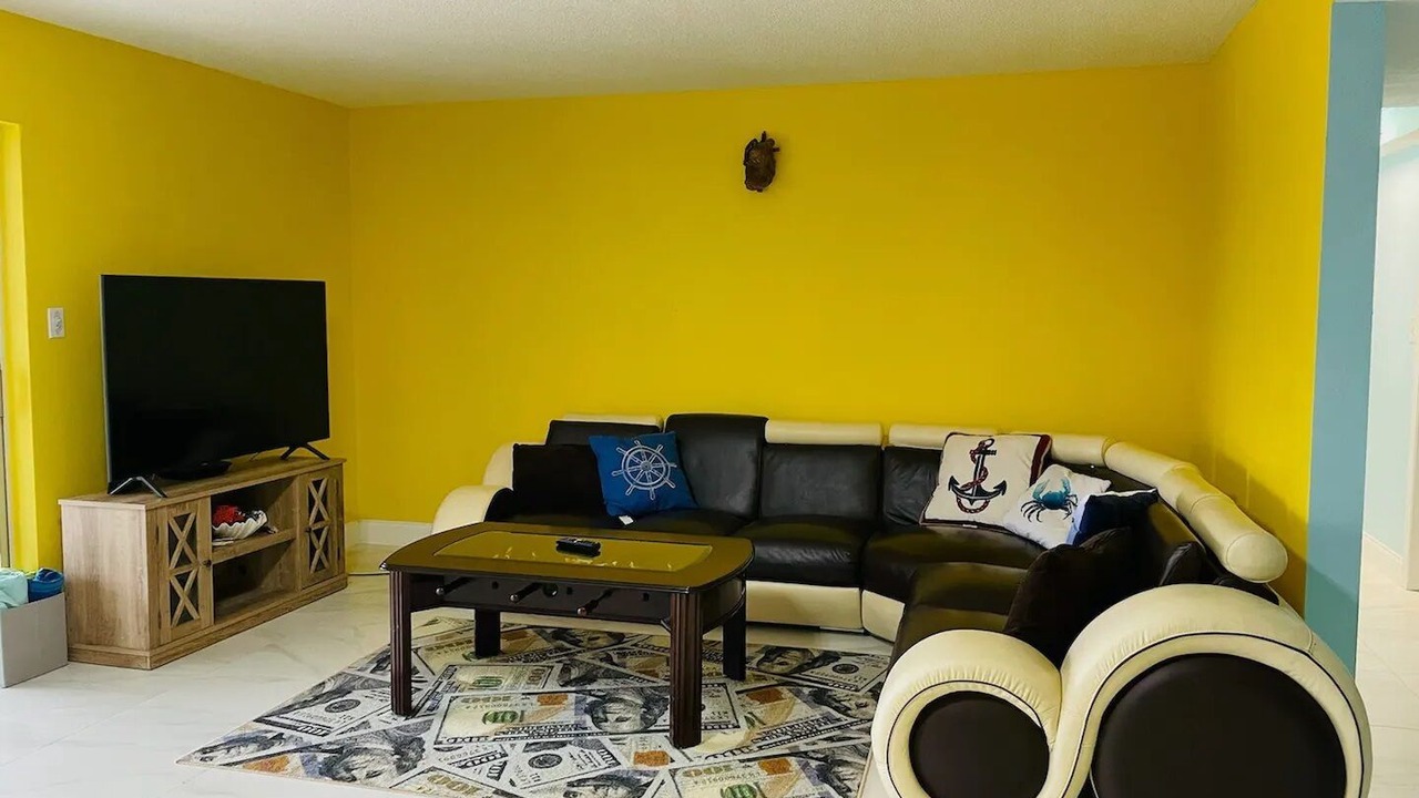 Photo of Livingroom in Forest Isles