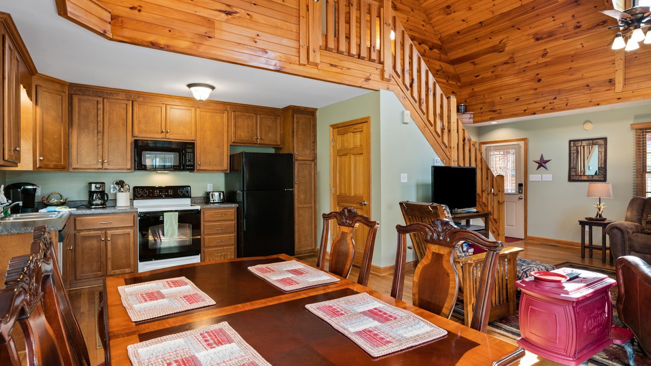 Photo of Bedroom in Maggie Valley