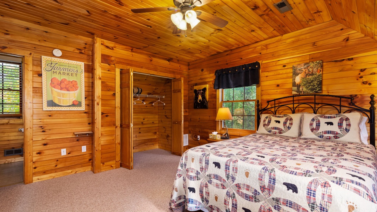 Photo of Bathroom in Maggie Valley