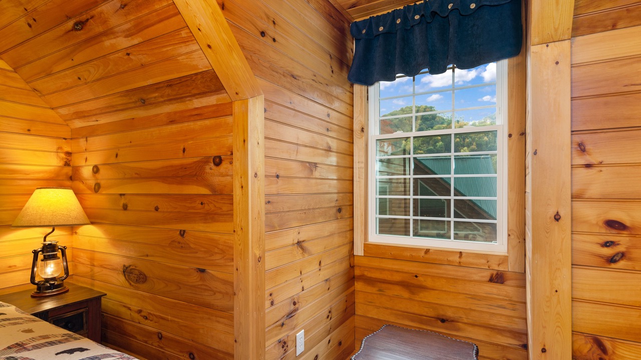 Photo of Bedroom in Maggie Valley