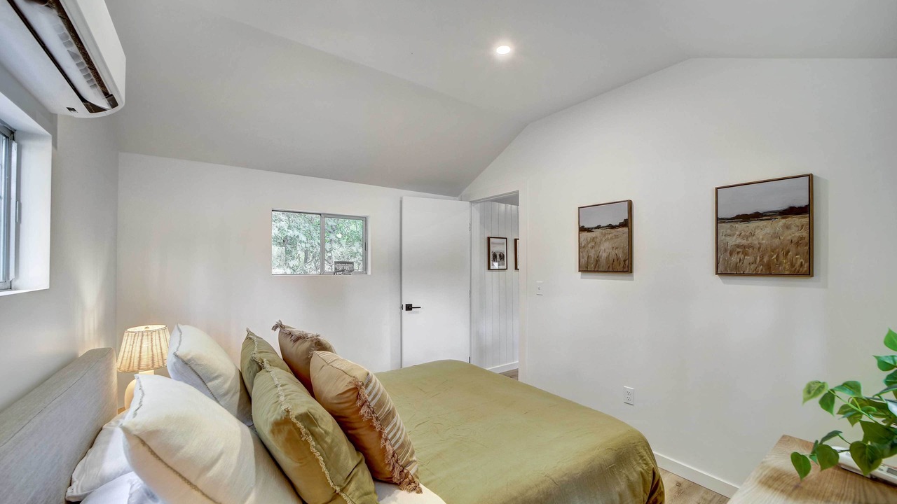 Photo of Bedroom in Tulsa