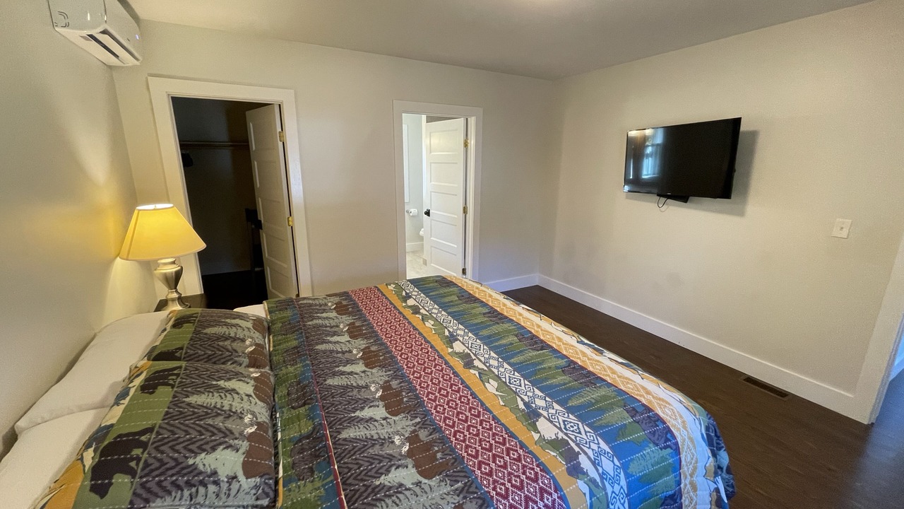 Photo of Bedroom in Saranac Lake