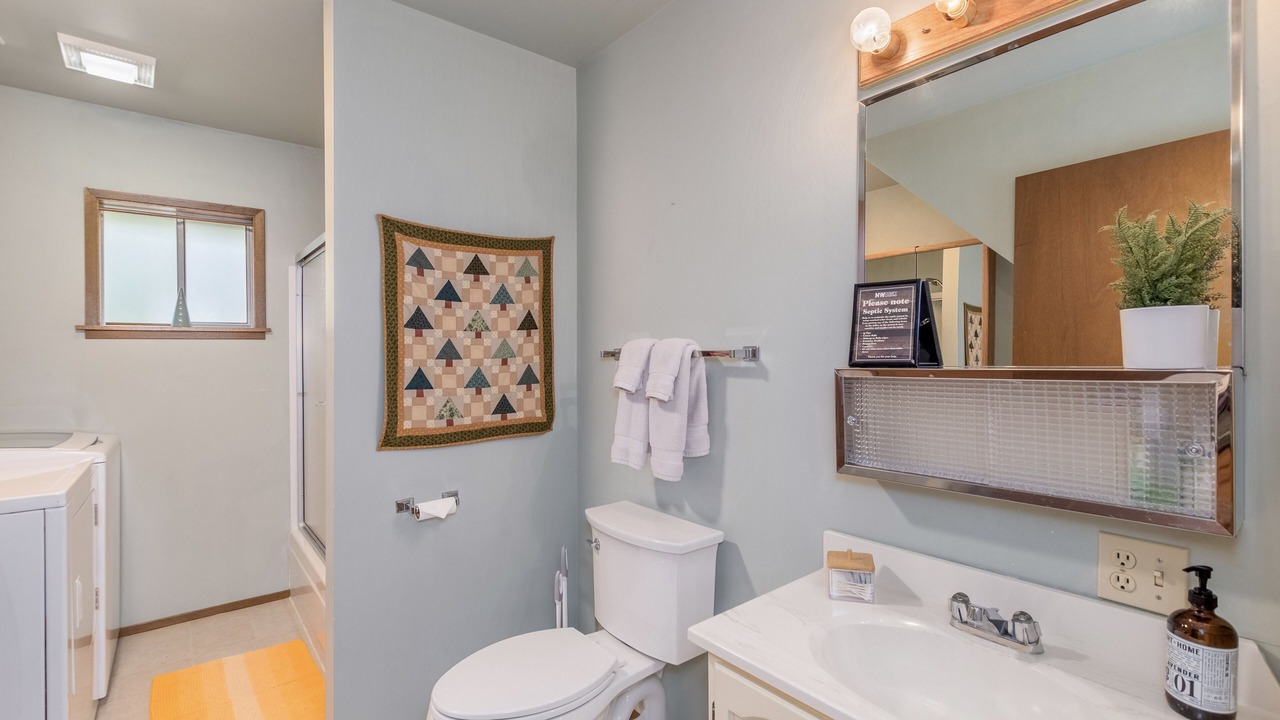 Photo of Bathroom in Leavenworth