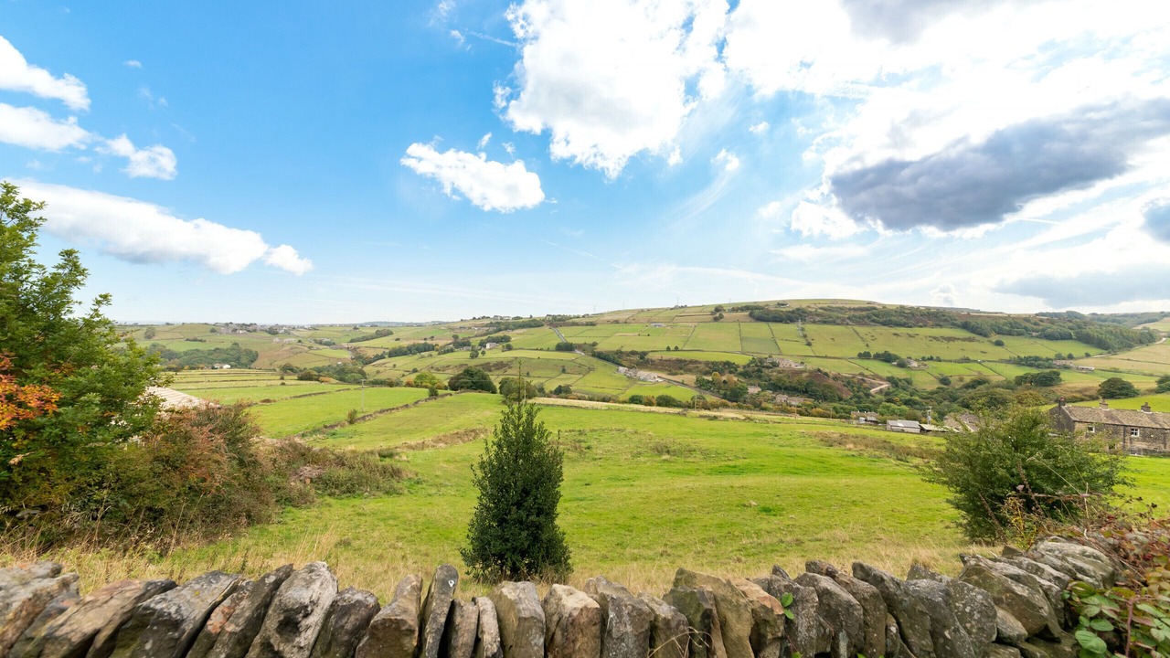 Photo of Others in Cragg Vale