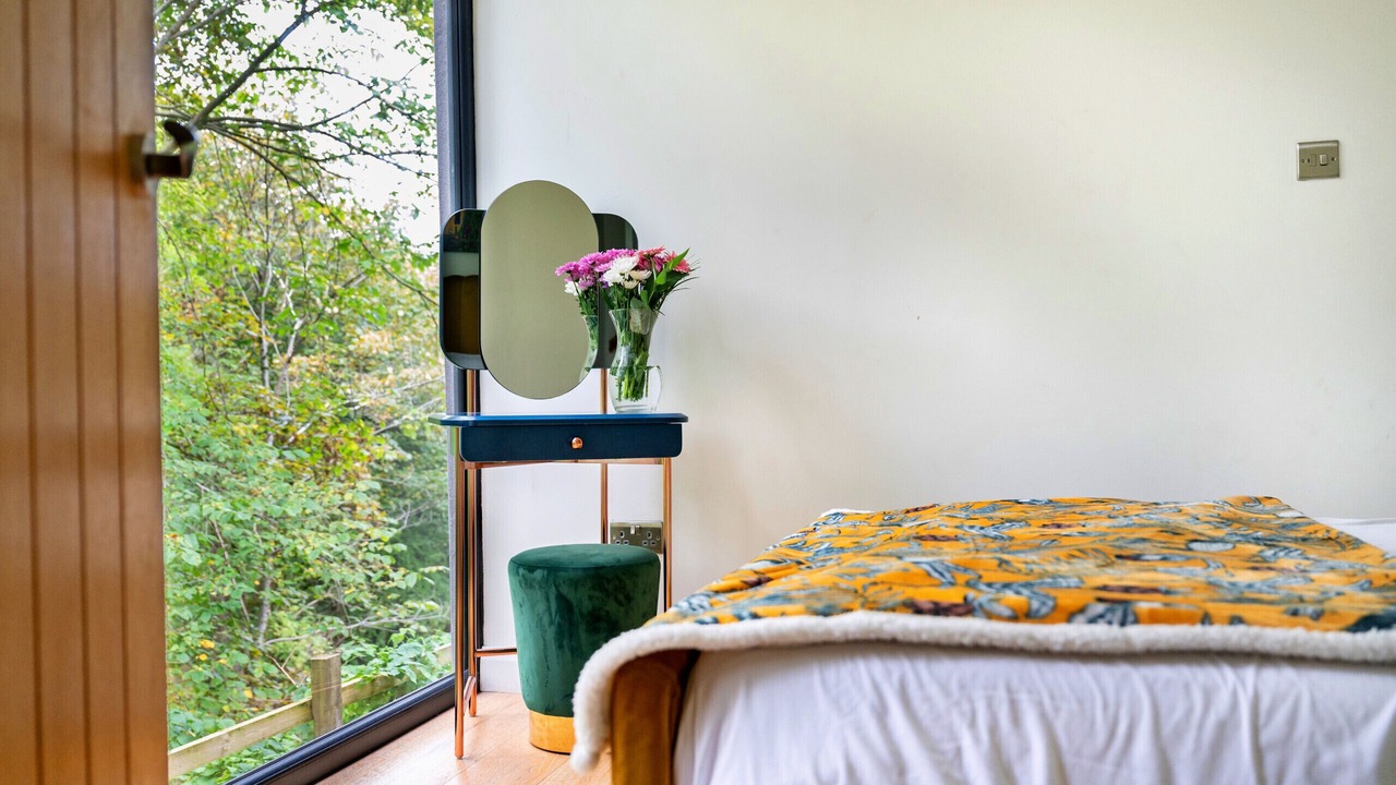 Photo of Bedroom in Cragg Vale