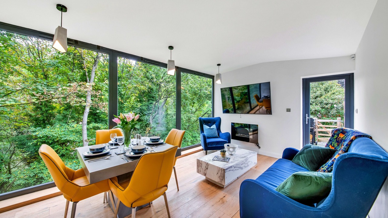 Photo of Others in Cragg Vale