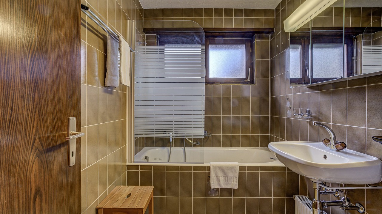 Photo of Bathroom in La Tzoumaz