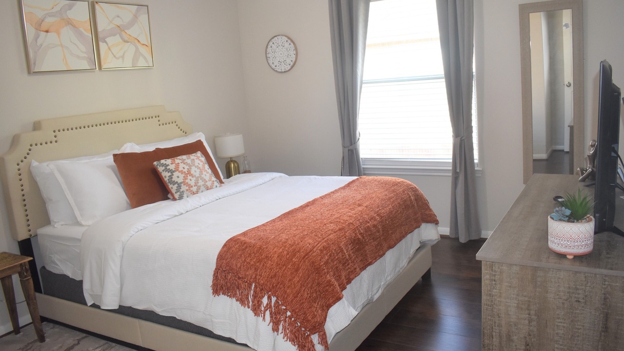Photo of Bedroom in Addicks