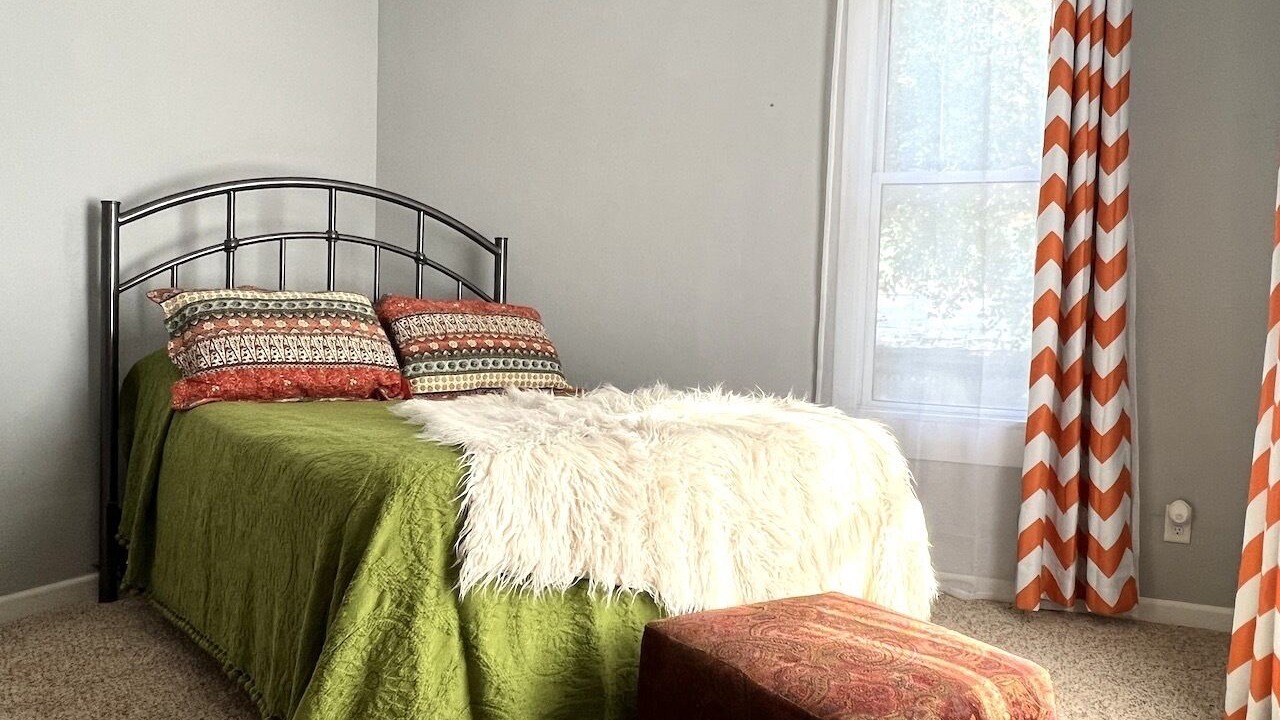 Photo of Bedroom in Aurora