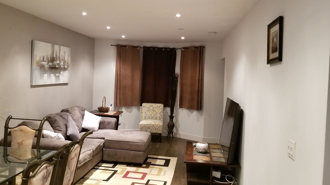 Photo of Livingroom in East Kildonan